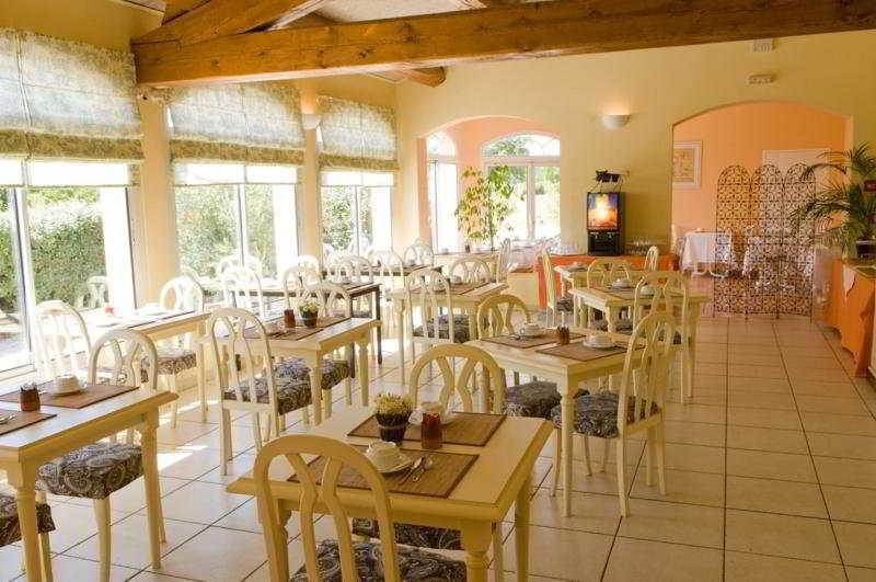 Residhotel Golf Grand Avignon Vedène Restaurante foto